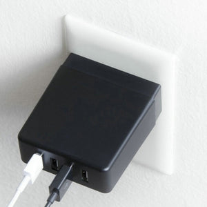 iTD Gear Universal 4-Port USB Super Fast Desktop Home Charger in Black